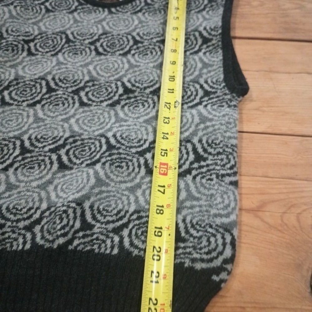 Pendleton Women's 100% Virgin Wool  Vest Preppy Grey/Black Floral Crew - Picture 7 of 8